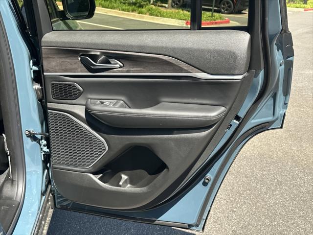 2026 Jeep Grand Cherokee Limited 4x2