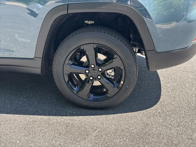 2026 Jeep Grand Cherokee Limited 4x2