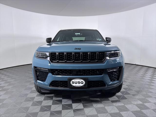 2026 Jeep Grand Cherokee GRAND CHEROKEE SUMMIT 4X4
