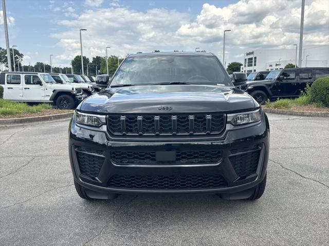 2026 Jeep Grand Cherokee GRAND CHEROKEE L LAREDO ALTITUDE 4X2