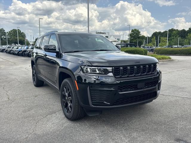 2026 Jeep Grand Cherokee GRAND CHEROKEE L LAREDO ALTITUDE 4X2