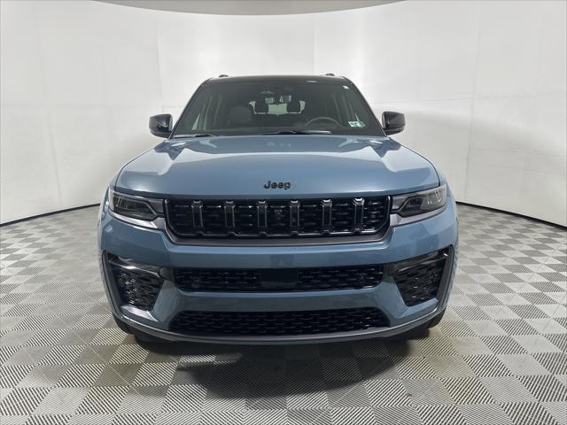 2026 Jeep Grand Cherokee GRAND CHEROKEE L SUMMIT 4X4