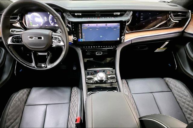 2026 Jeep Grand Cherokee Summit 4x4