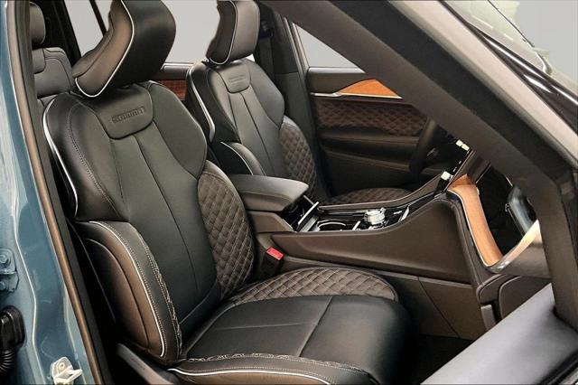 2026 Jeep Grand Cherokee Summit 4x4