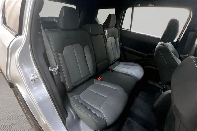 2026 Jeep Cherokee Laredo 4x4