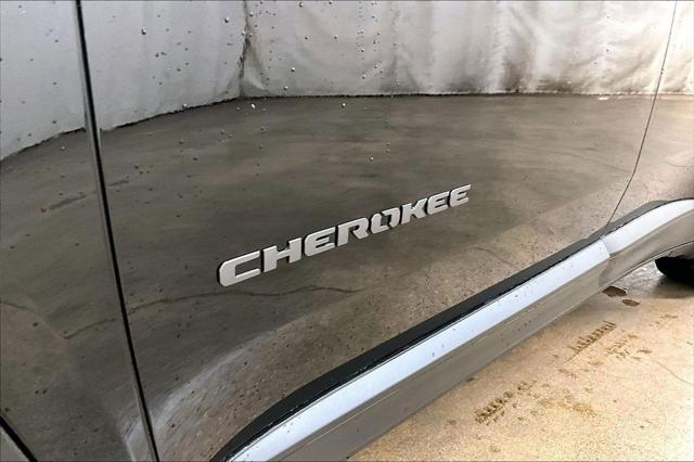 2026 Jeep Cherokee Laredo 4x4