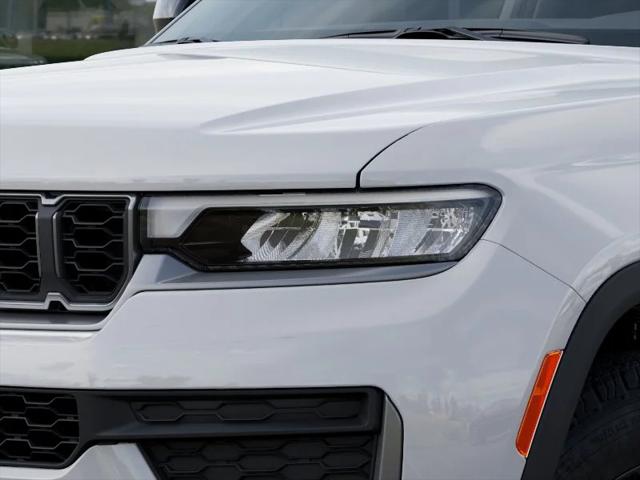 2026 Jeep Grand Cherokee Altitude 4x4