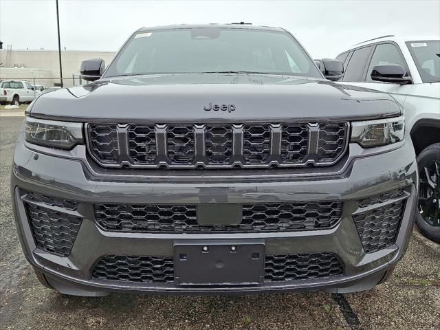 2026 Jeep Grand Cherokee GRAND CHEROKEE L LAREDO ALTITUDE 4X4