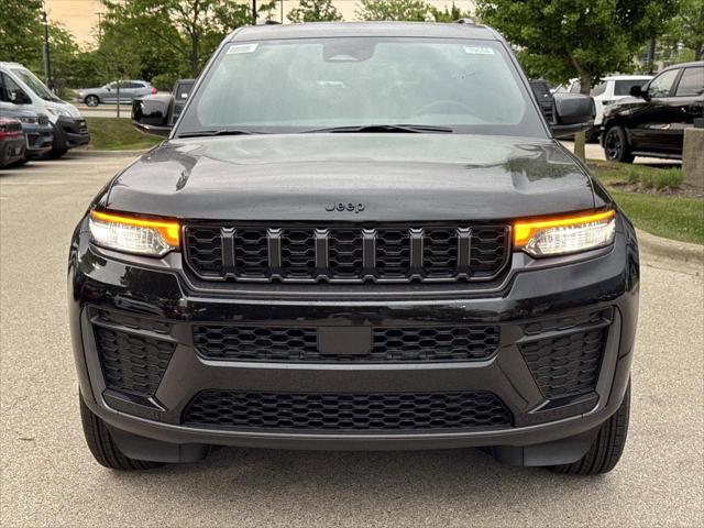 2026 Jeep Grand Cherokee GRAND CHEROKEE L LAREDO ALTITUDE 4X4
