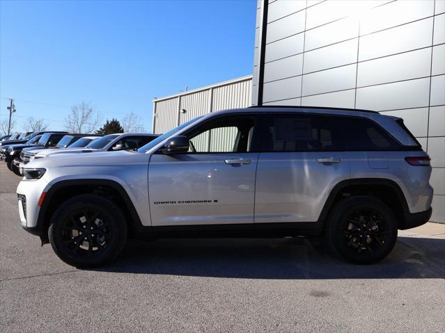 2026 Jeep Grand Cherokee Altitude 4x4