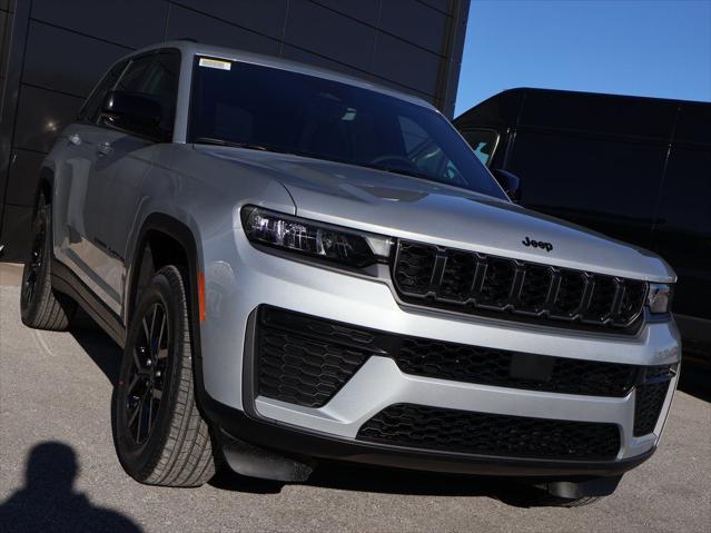 2026 Jeep Grand Cherokee Altitude 4x4