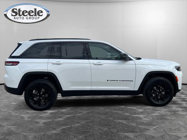 2026 Jeep Grand Cherokee Altitude 4x4