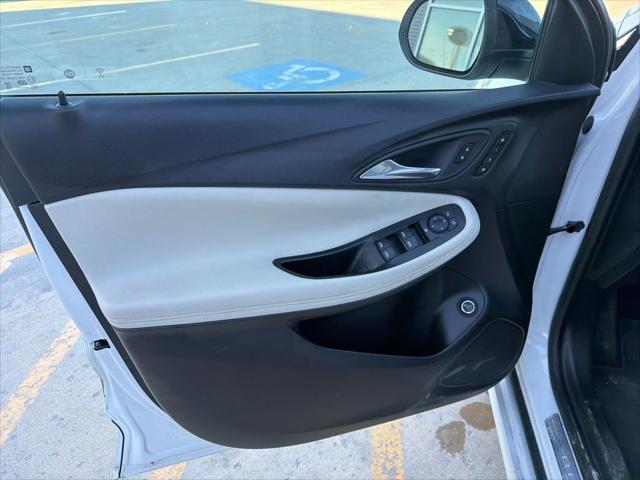 2022 Buick Encore GX FWD Essence