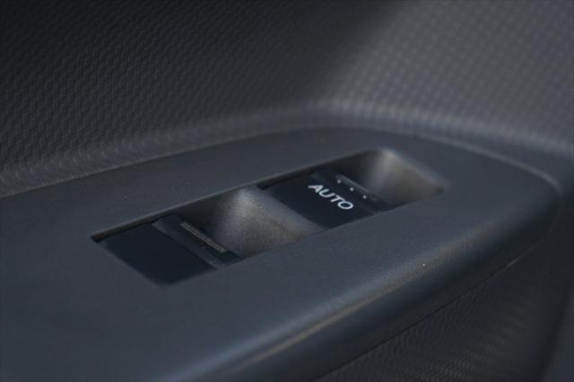 2018 Isuzu NRR Unknown