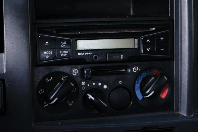 2018 Isuzu NRR Unknown