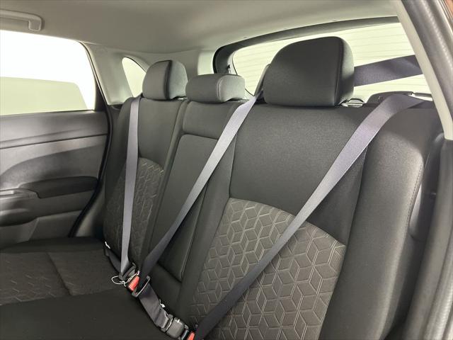 2026 Mitsubishi Outlander Sport 2.0 LE
