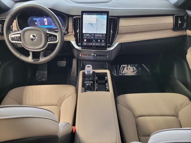 2026 Volvo XC90 Plus, B6 AWD Gas (mild hybrid), Gasoline, Bright, 7 Seats