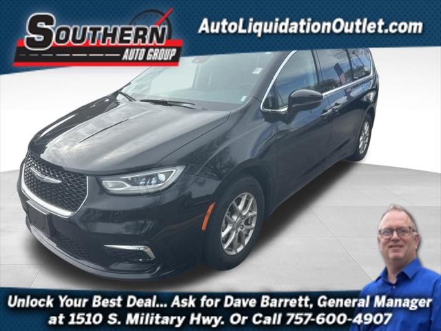 2024 Chrysler Pacifica Touring L