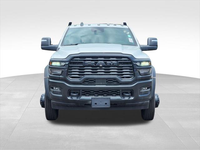 2026 RAM Ram 5500 Chassis Cab RAM 5500 TRADESMAN CHASSIS CREW CAB 4X4 84 CA