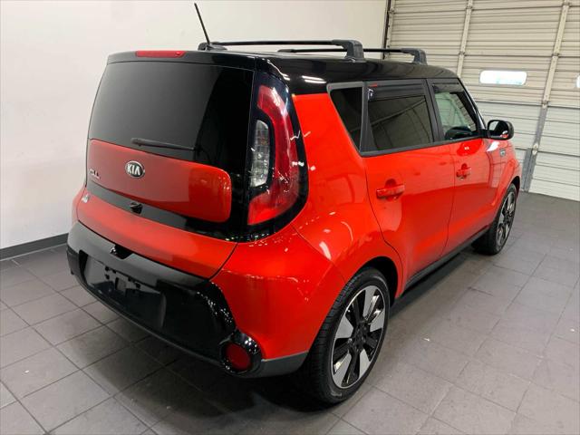 2016 Kia Soul + 2016 Kia Soul +