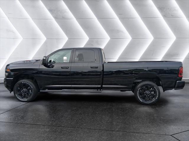 2026 RAM Ram 2500 RAM 2500 BLACK EXPRESS CREW CAB 4X4 8 BOX