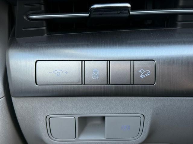 2025 Hyundai Kona SEL 2025 Hyundai Kona SEL