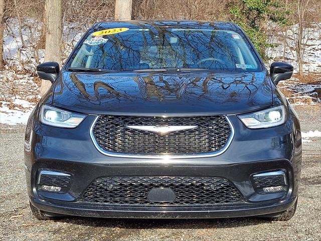 2023 Chrysler Pacifica Hybrid Touring L 2023 Chrysler Pacifica Hybrid Touring L