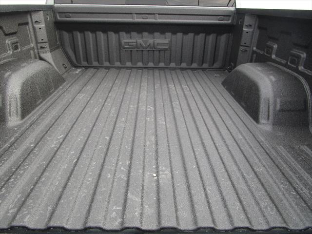 2026 GMC Sierra 1500 Crew Cab, Short Bed, SLE, 4WD