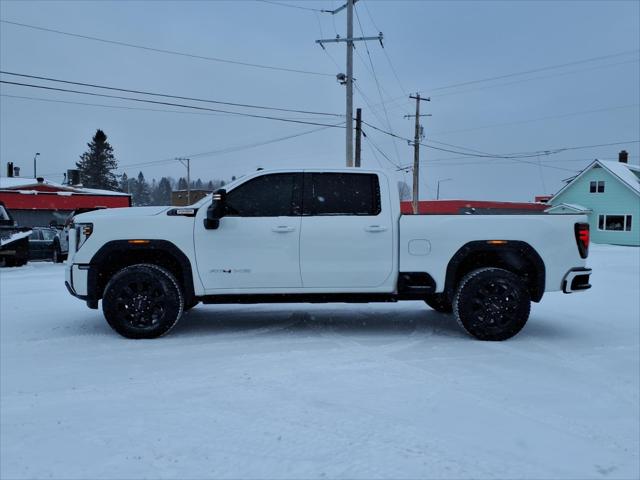 2025 GMC Sierra 2500HD Crew Cab, Standard Bed, AT4, 4WD
