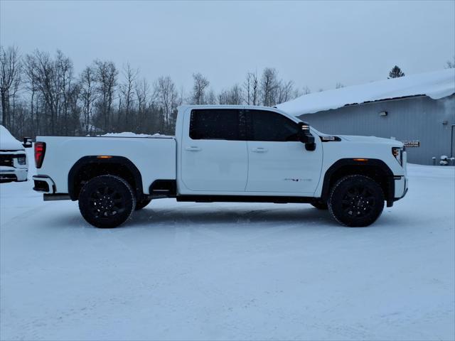 2025 GMC Sierra 2500HD Crew Cab, Standard Bed, AT4, 4WD