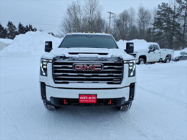 2025 GMC Sierra 2500HD Crew Cab, Standard Bed, AT4, 4WD