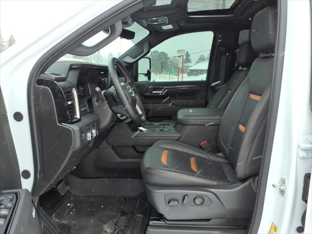 2025 GMC Sierra 2500HD Crew Cab, Standard Bed, AT4, 4WD