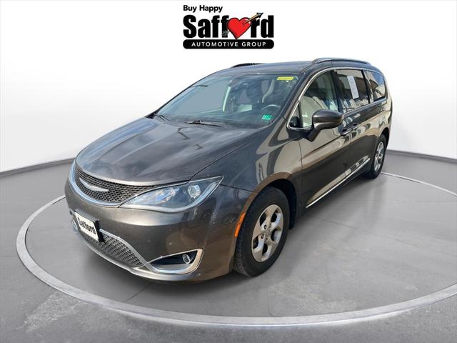 2017 Chrysler Pacifica Touring 2017 Chrysler Pacifica Touring