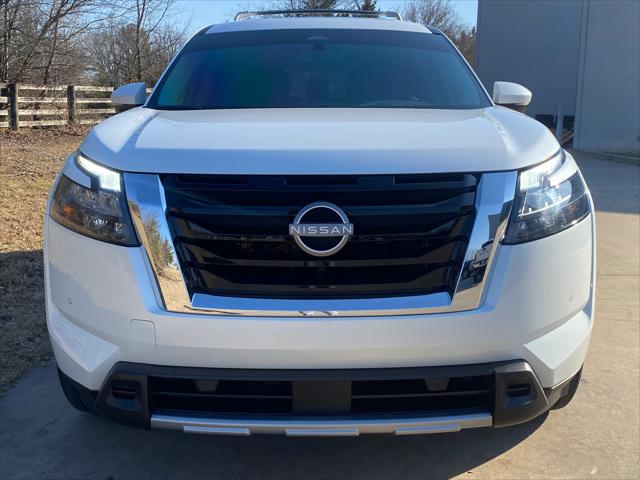 2025 Nissan Pathfinder SL FWD