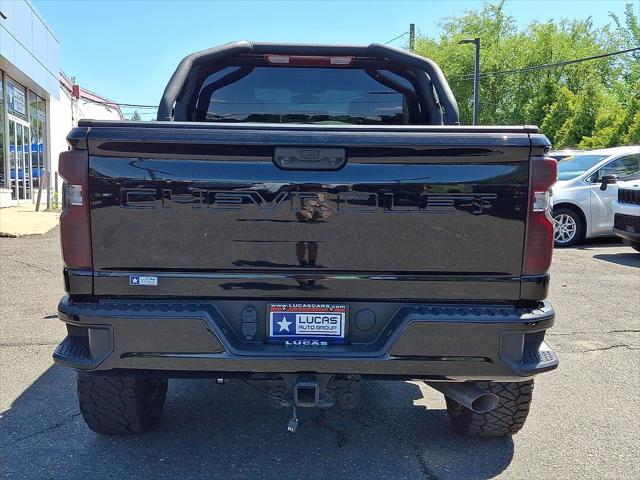 2023 Chevrolet Silverado 2500HD 4WD Crew Cab Standard Bed Custom