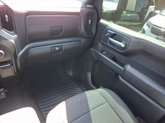 2023 Chevrolet Silverado 2500HD 4WD Crew Cab Standard Bed Custom