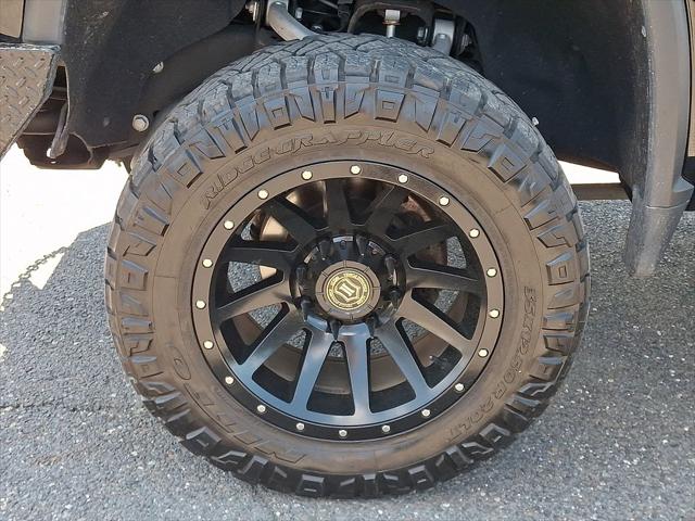 2023 Chevrolet Silverado 2500HD 4WD Crew Cab Standard Bed Custom
