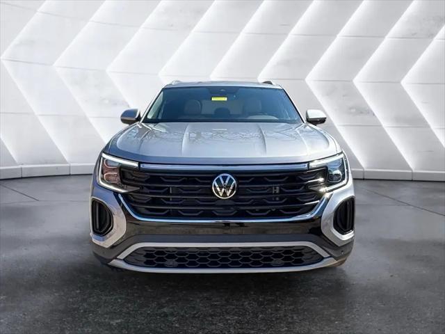 2026 Volkswagen Atlas Cross Sport SE with Technology for sale in Willoughby Hills, OH
