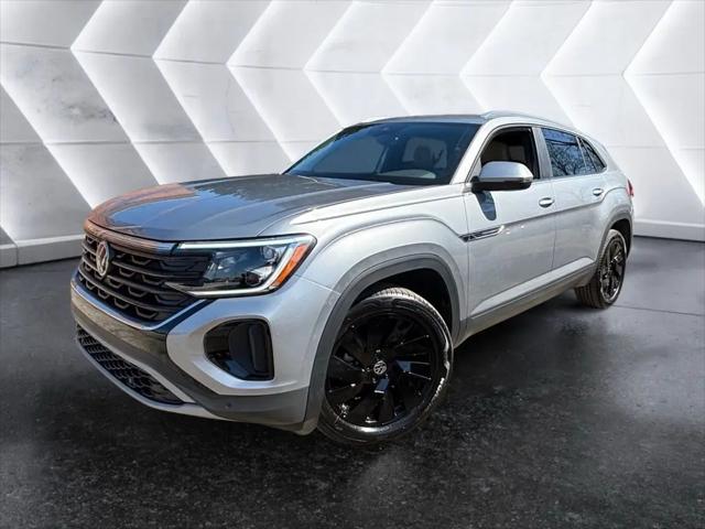 2026 Volkswagen Atlas Cross Sport SE with Technology