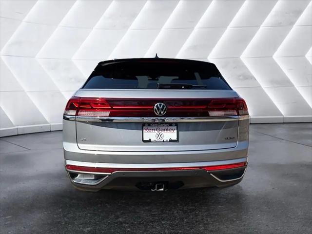 2026 Volkswagen Atlas Cross Sport SE with Technology