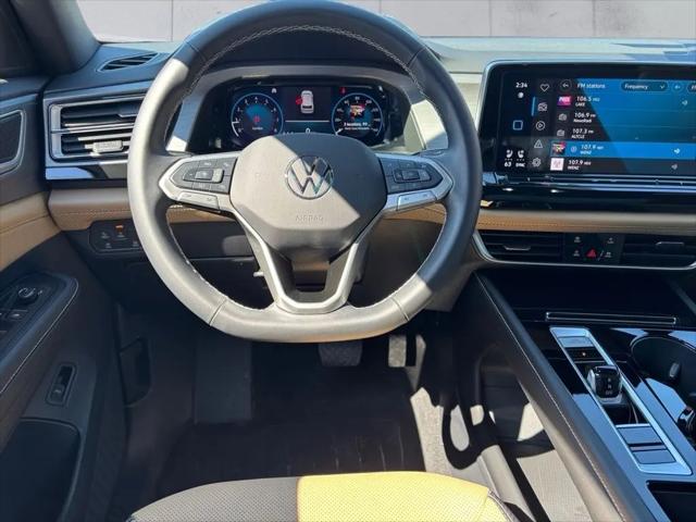 2026 Volkswagen Atlas Cross Sport SE with Technology