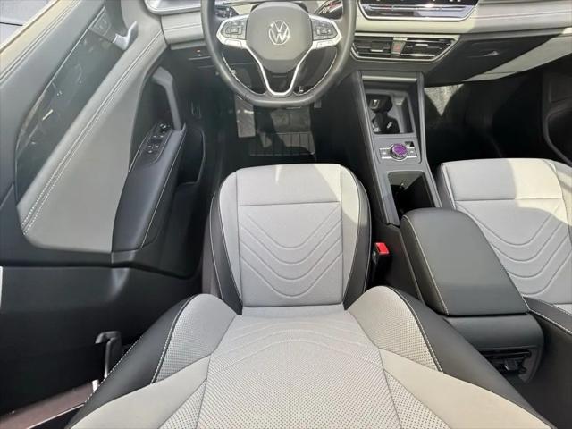 2025 Volkswagen Tiguan 2.0T SE