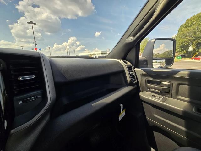 2026 Ram 2500 Tradesman Crew Cab 4x4 8 Box