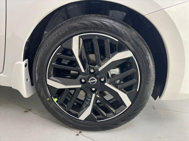 2025 Nissan Versa 1.6 SR