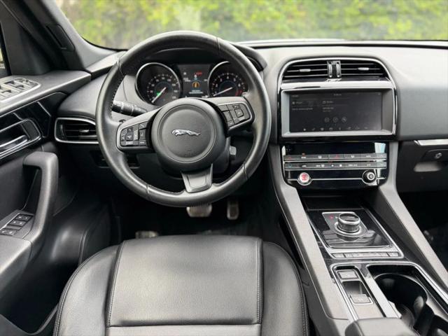 2019 Jaguar F-PACE 25t Premium