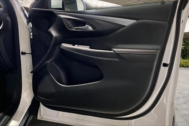 2026 Buick NV Preferred FWD