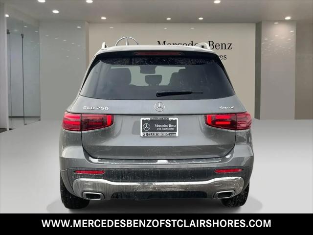 2026 Mercedes-Benz GLB 4MATIC
