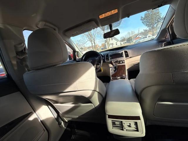 2012 Toyota Venza LE