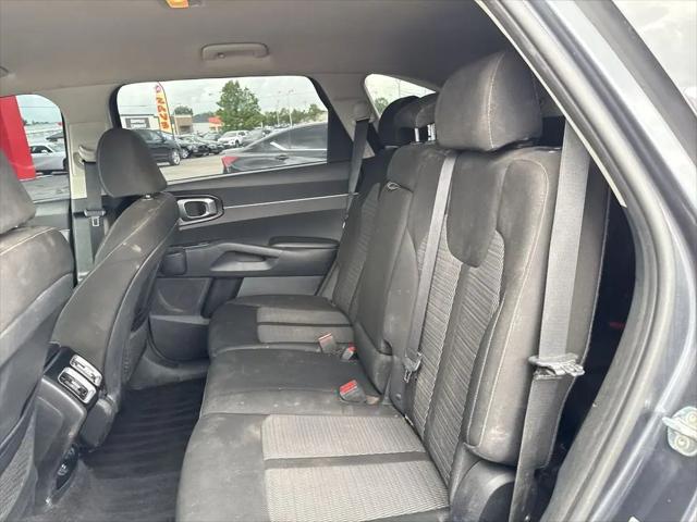 2022 Kia Sorento LX