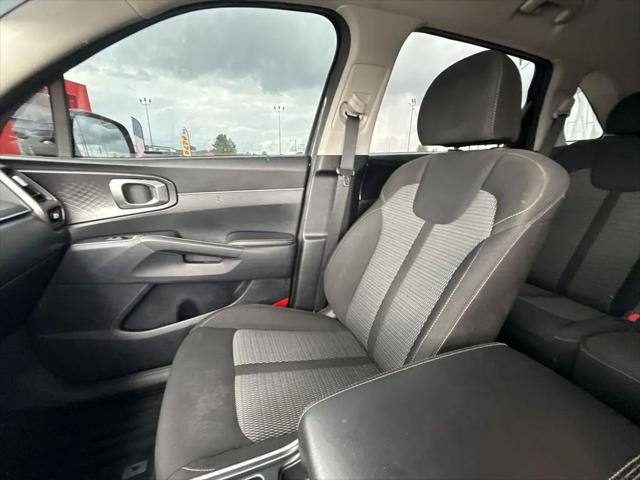 2022 Kia Sorento LX